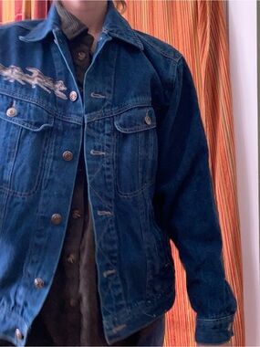 Vintage jean jacket with wolves